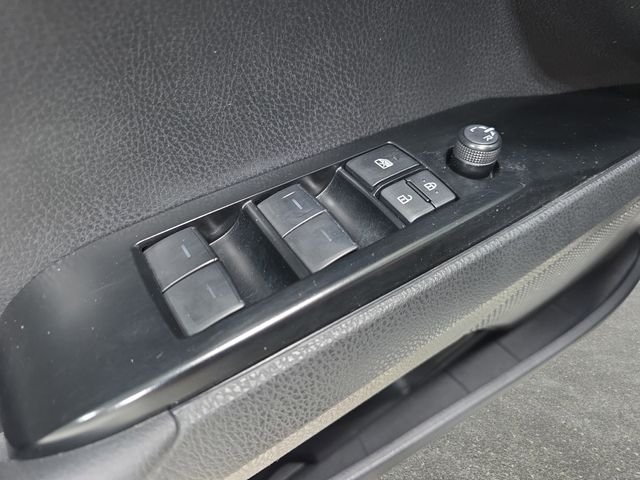 2025 Toyota Camry LE - Photo 22