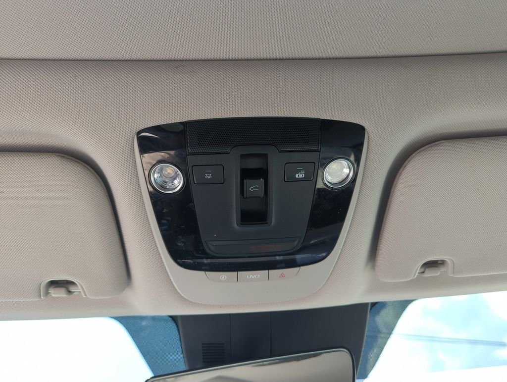 Used 2021 Gray Kia S image 25