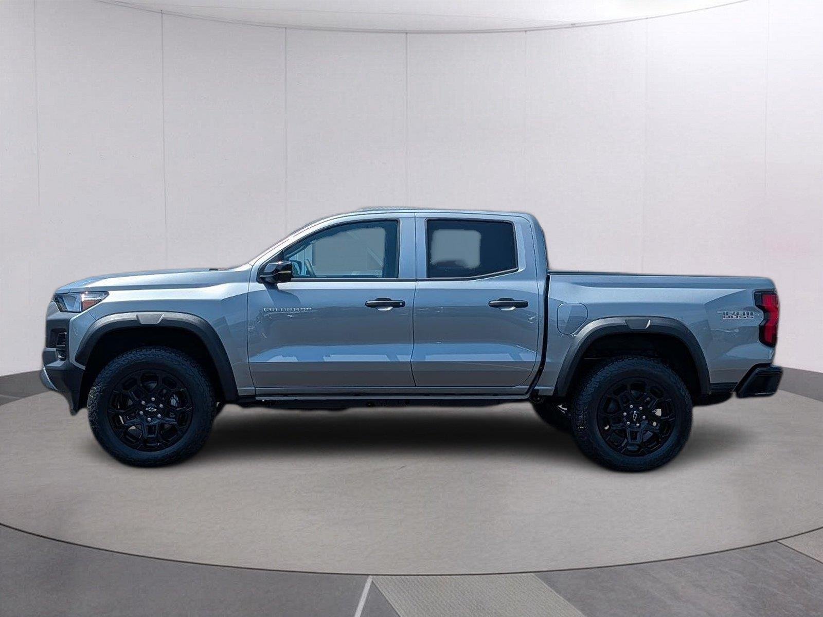 New 2026 Sterling Gray Metallic Chevrolet Trail Boss image 2