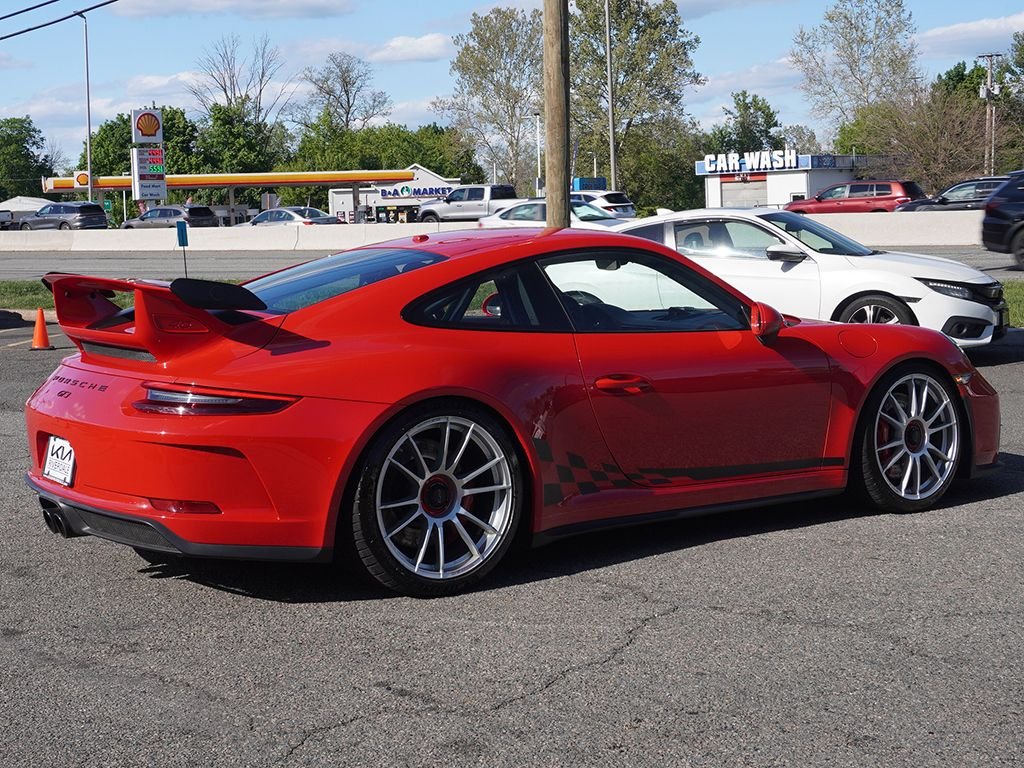 Used 2018 Red Porsche GT3 image 6