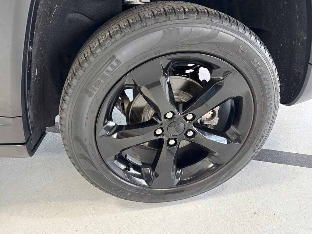 Used 2023 Black Jeep Limited image 12