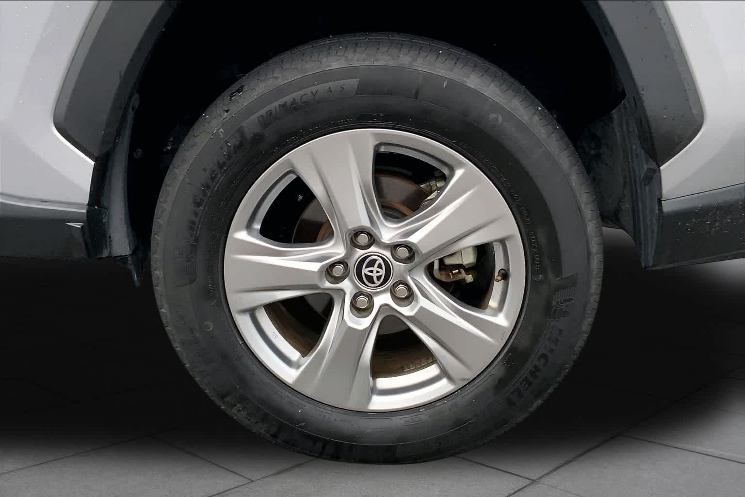 Used 2024 Silver Sky Metallic Toyota XLE image 11