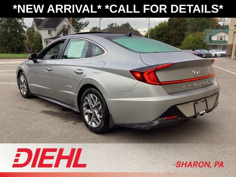 Used 2021 Silver Hyundai SEL image 6