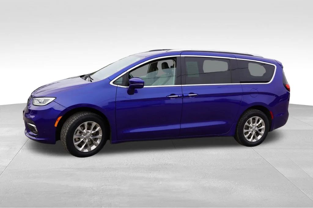 Used 2021 Blue Chrysler Touring L image 10