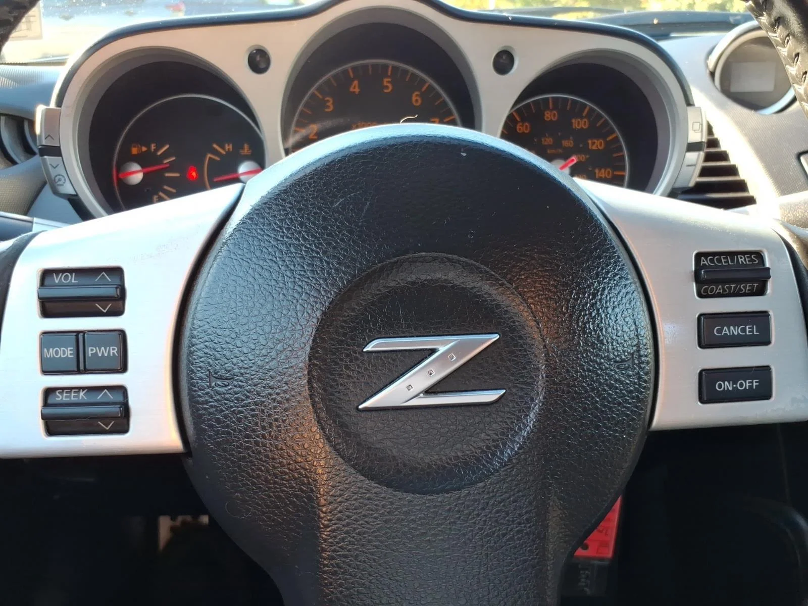 Used 2007 San Marino Blue Pearl Nissan Touring image 14