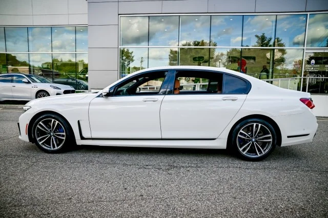 Used 2022 WHITE BMW 750i xDrive image 8