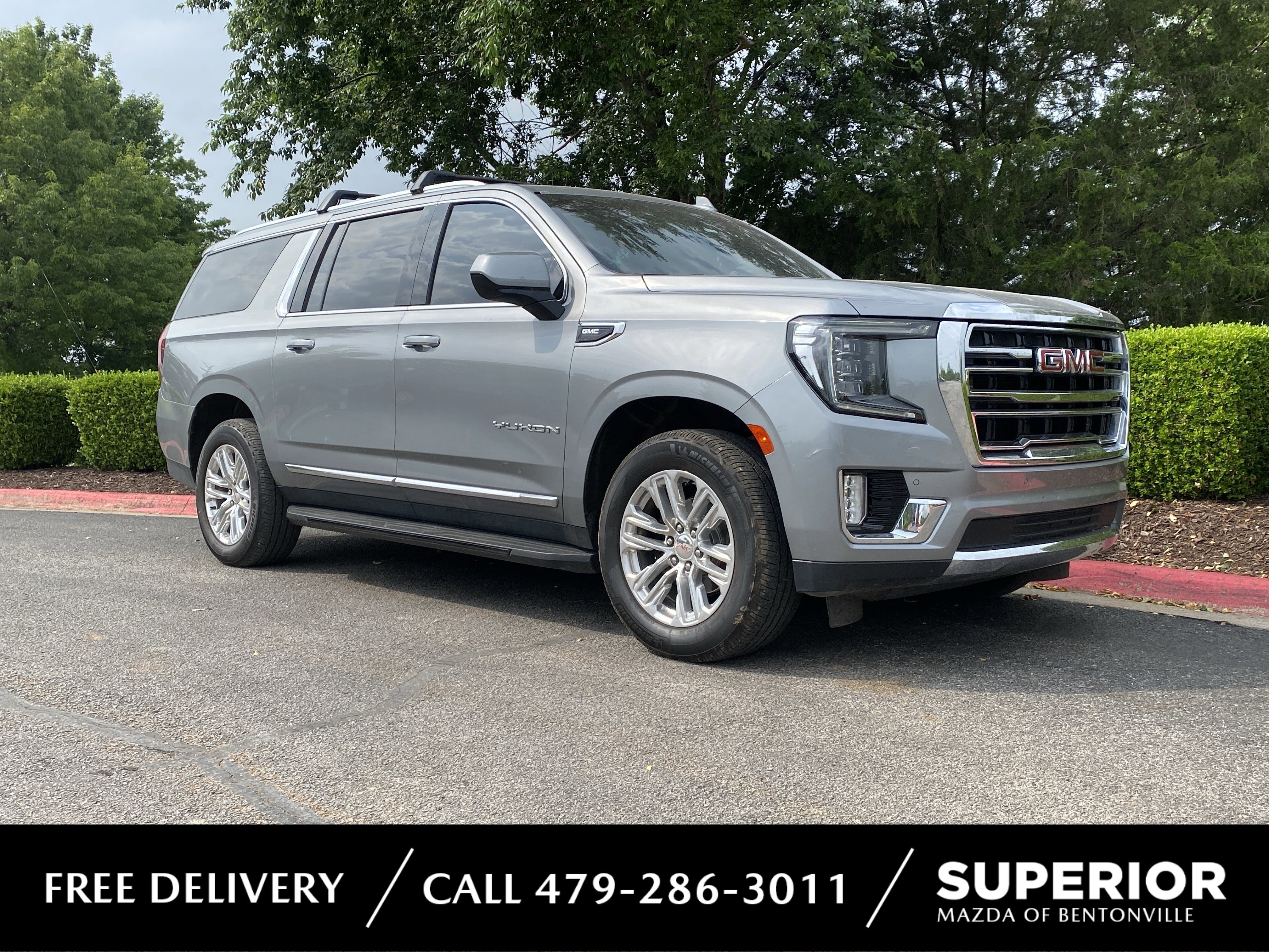 2023 GMC Yukon 4WD SLT's photo