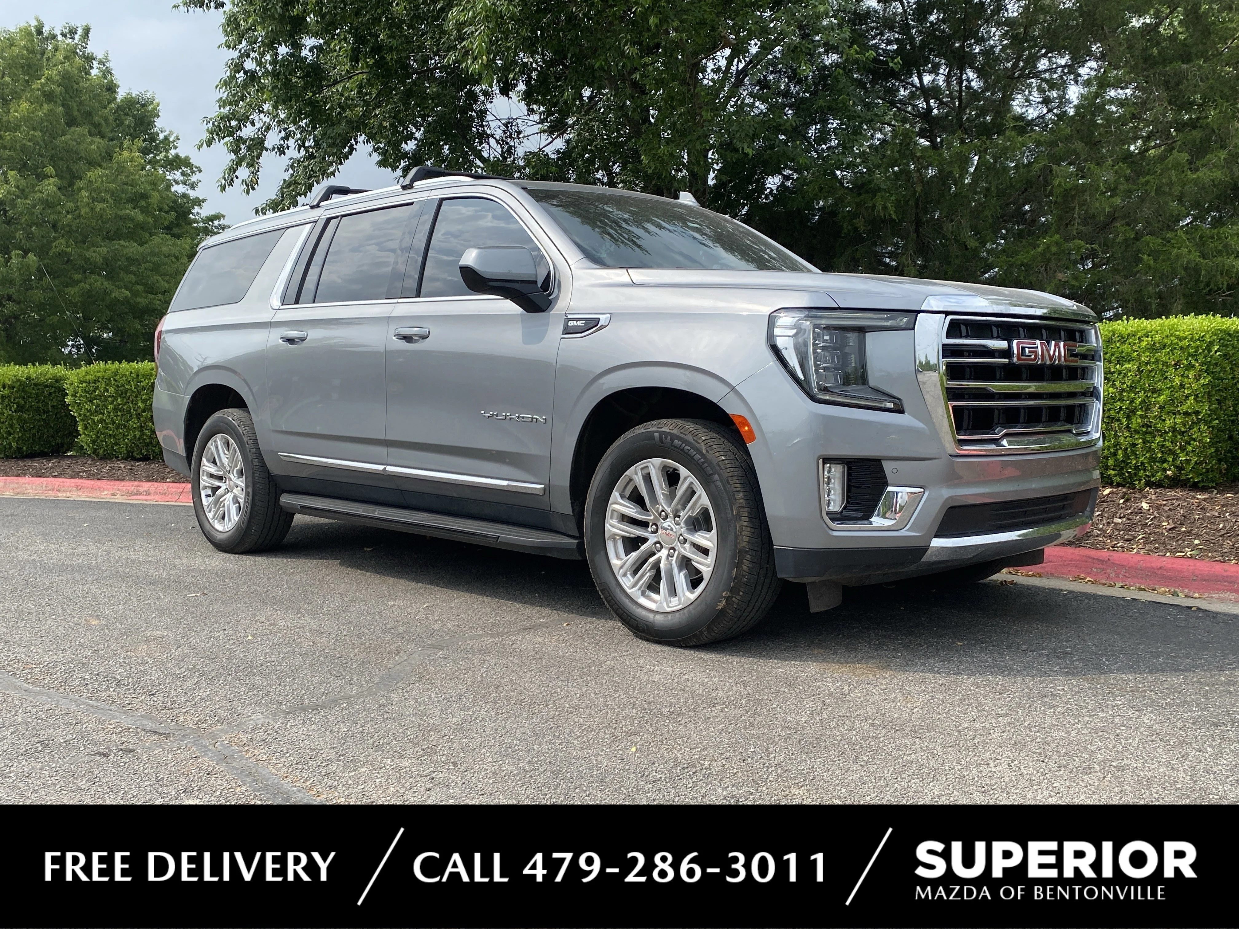 2023 GMC Yukon 4WD SLT's photo