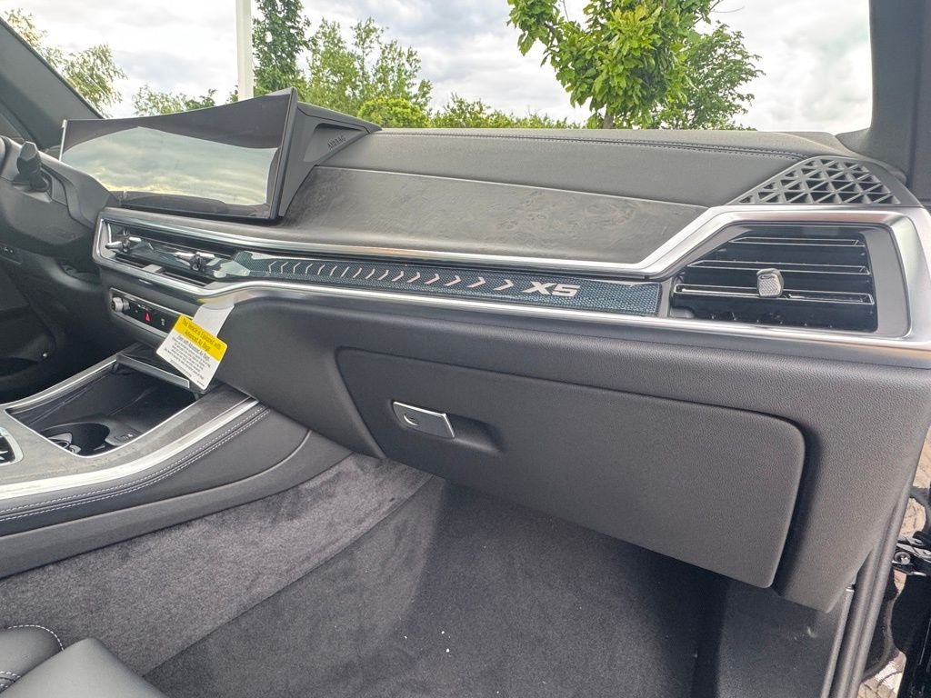 2026 BMW X5 50e - Photo 23