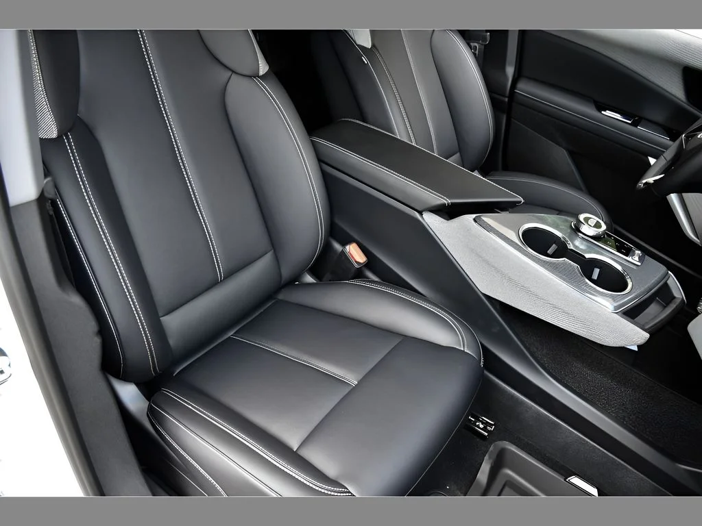 New 2026 Vibrant White Tricoat Cadillac Sport image 30
