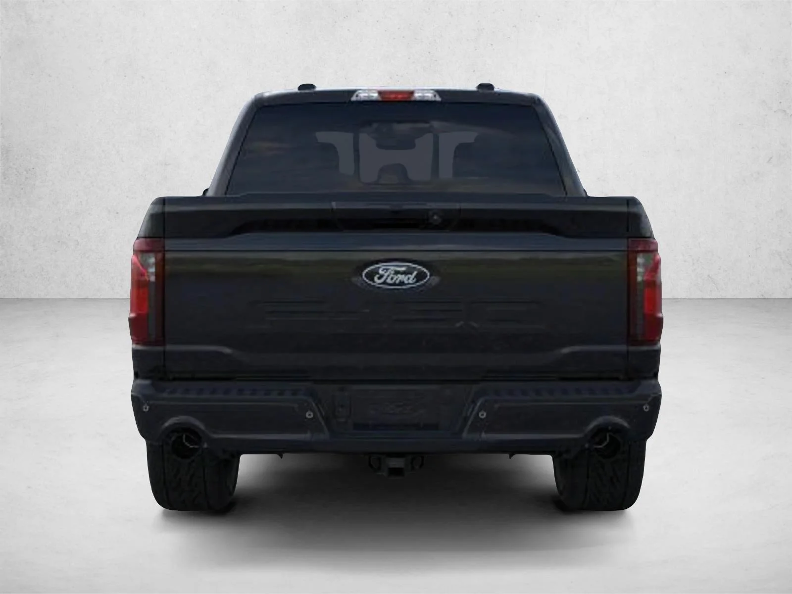 New 2026 Agate Black Metallic Ford XLT image 5
