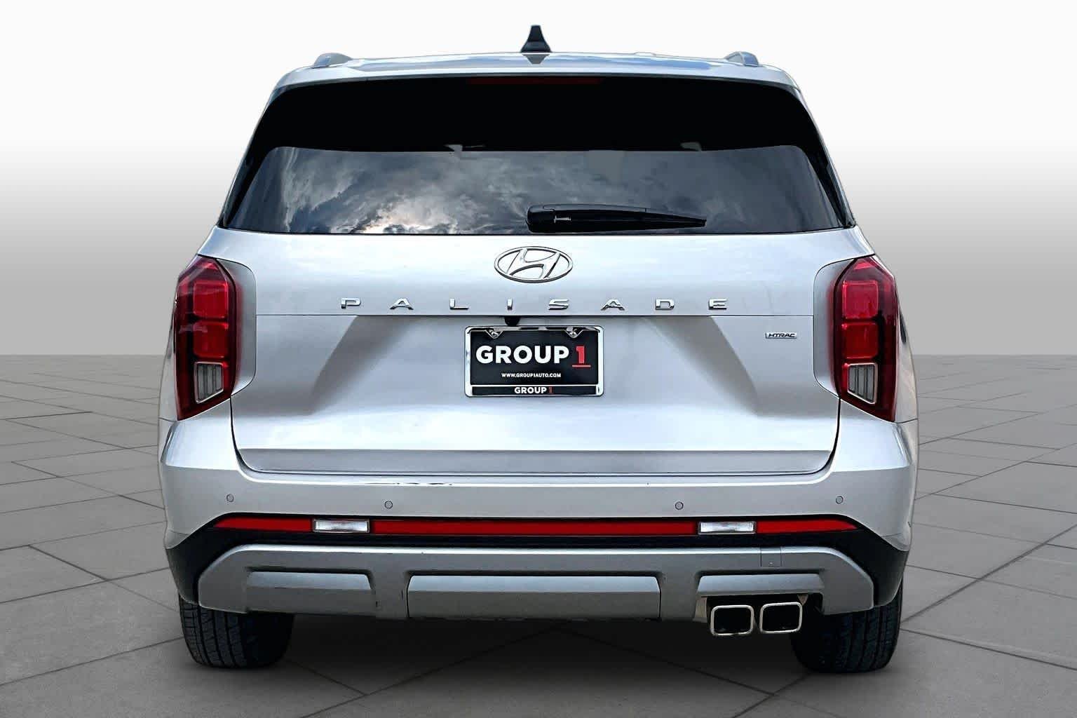 Used 2025 Typhoon Silver Hyundai SEL image 5