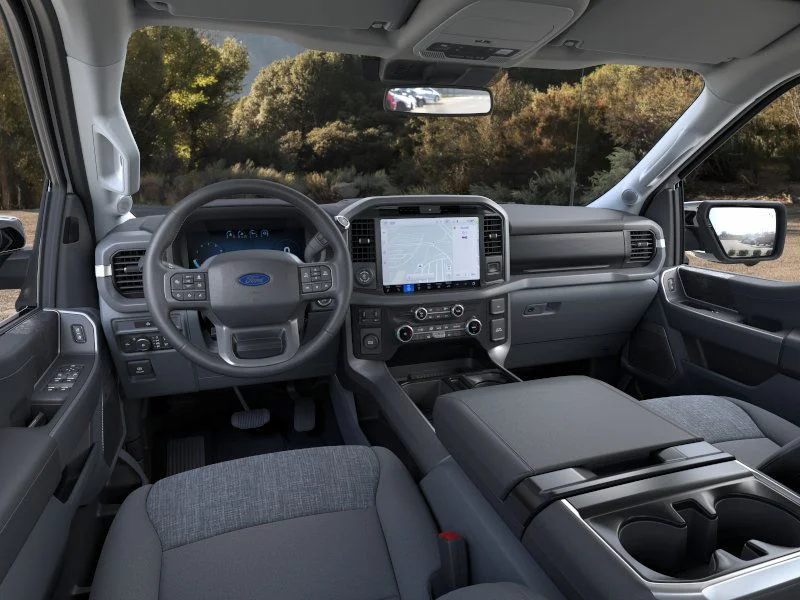 2025 Ford F-150 XLT - Photo 9