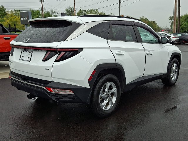Used 2022 Gray Hyundai SEL image 6