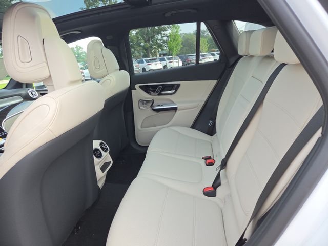 New 2027 MANUFAKTUR Moonlight White Metallic Mercedes-Benz GLC300 image 26
