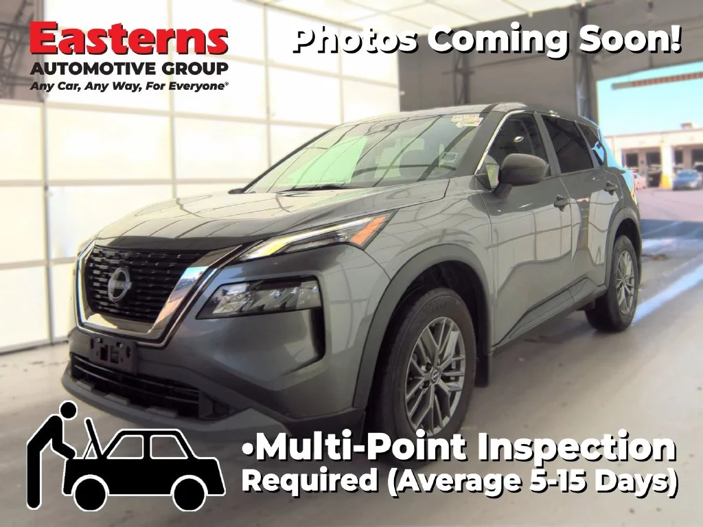 Used 2023 Gray Nissan S image 1