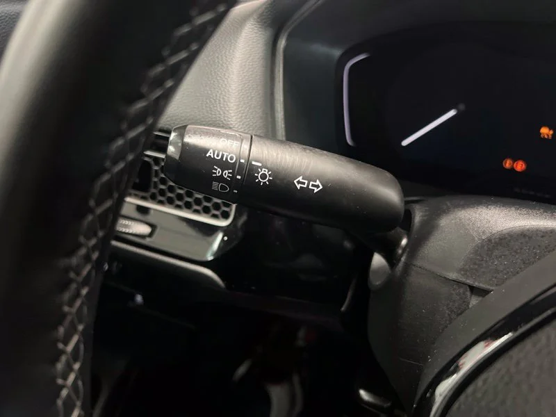 Used 2024  Honda Sport image 19
