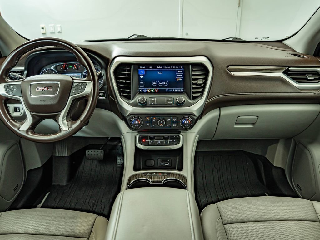 Used 2020 Satin Steel Metallic GMC SLT image 28