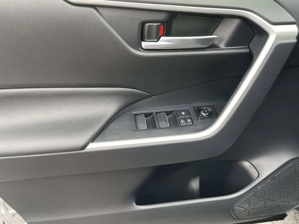 2023 Toyota RAV4 XLE Premium - Photo 22