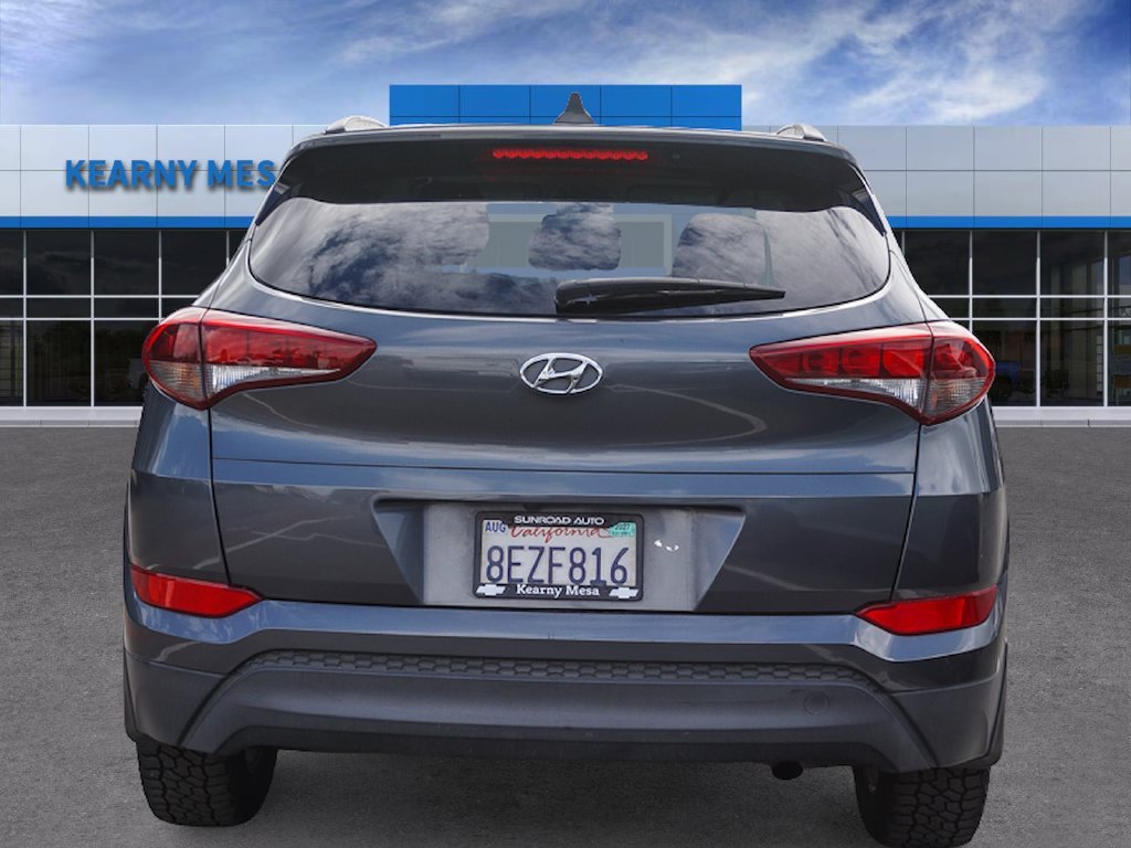 Used 2018 Gray Hyundai SEL image 5