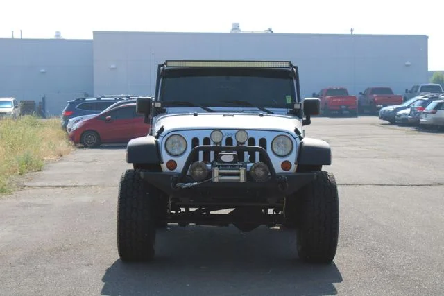 Used 2007 Silver Jeep Rubicon image 9