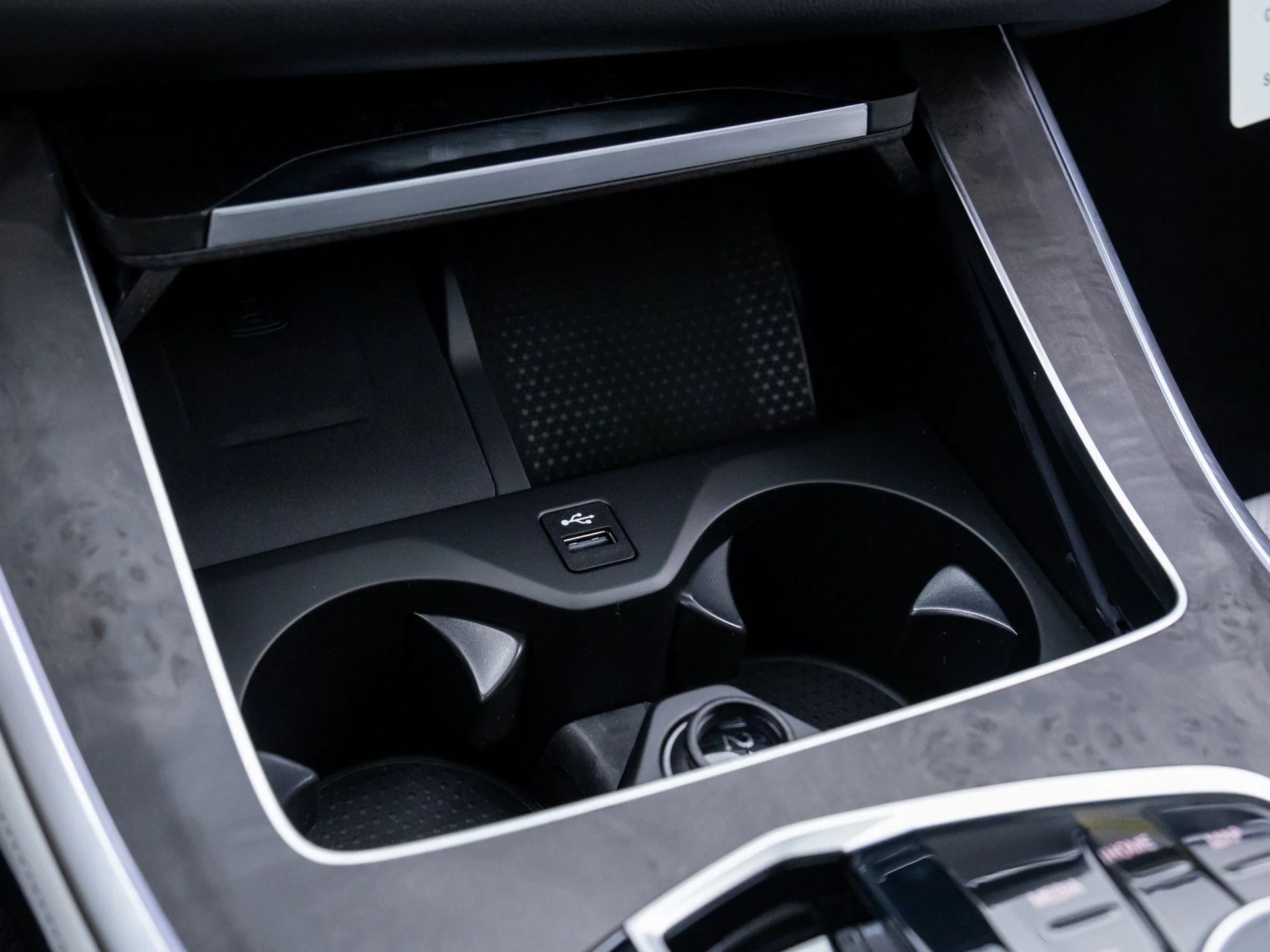 New 2026 Black BMW xDrive40i image 29