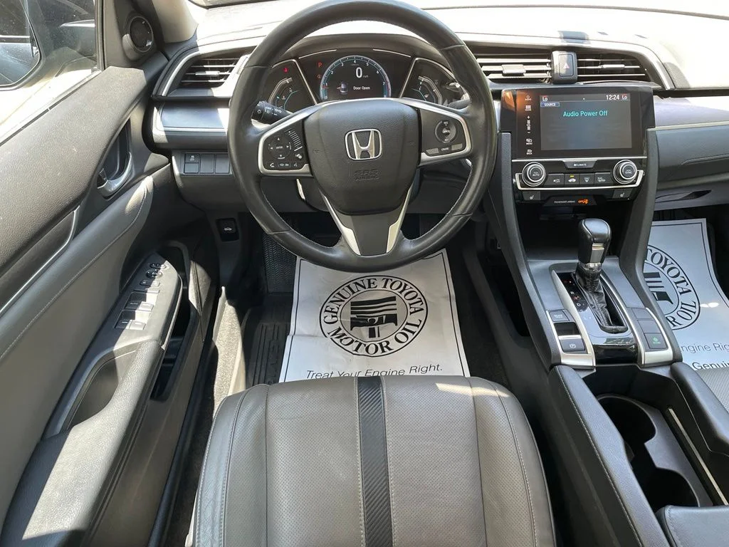 Used 2017 Blue Honda EX-L image 11