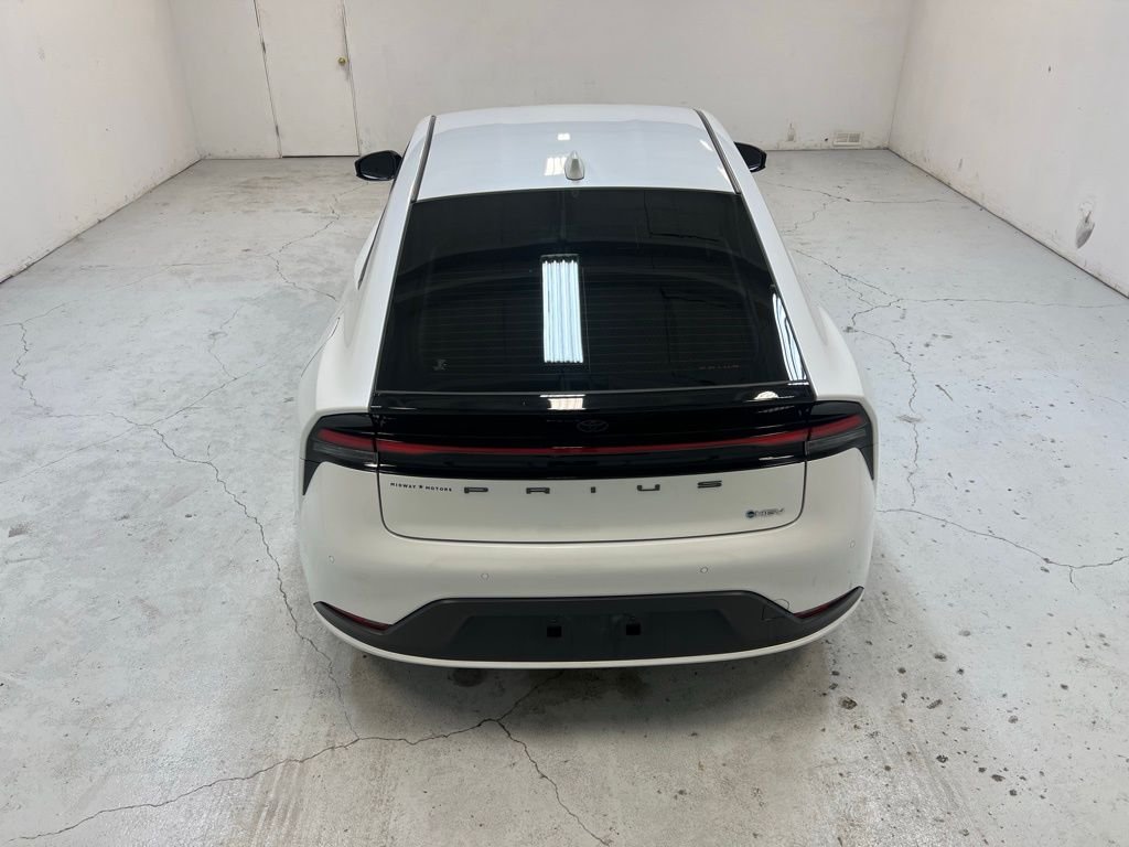 2023 Toyota Prius Limited photo 3