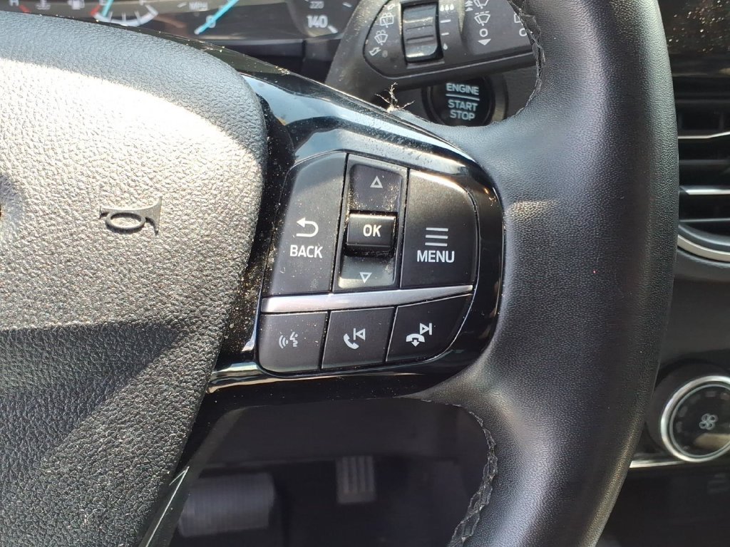 Used 2022 Silver Metallic Ford SE image 19