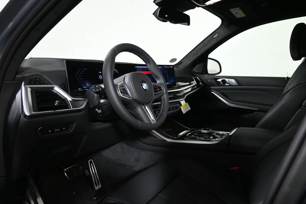 Used 2027 Gray BMW M60i image 15