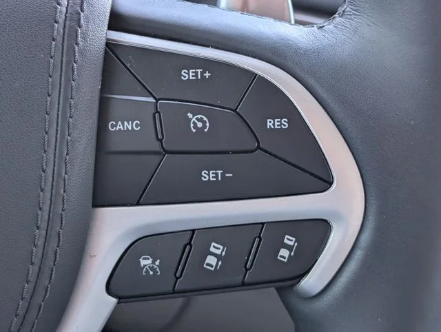 2021 Jeep Grand Cherokee Summit - Photo 26