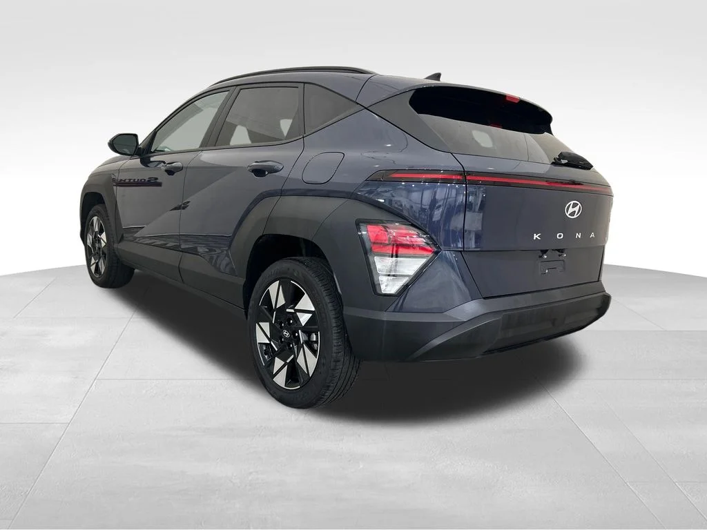 Used 2024 Blue Hyundai SEL image 3