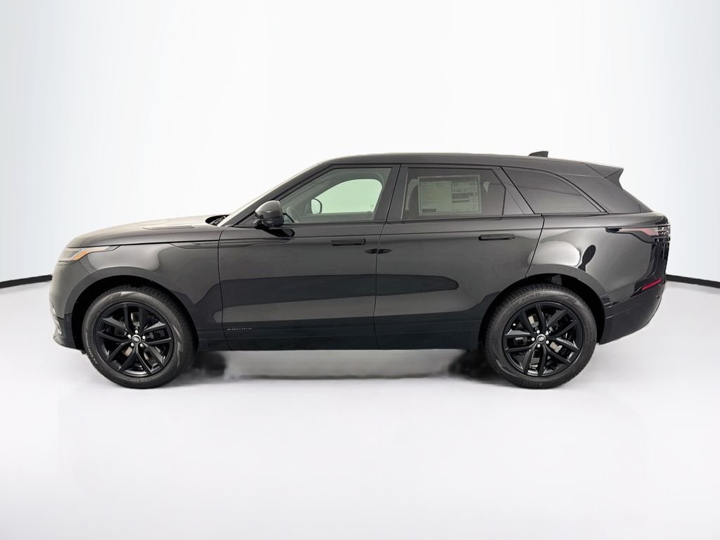 New 2026 Santorini Black Land Rover Belgravia Edition image 7