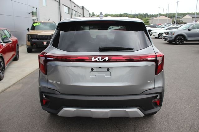 Used 2025 Gray Kia LX image 28