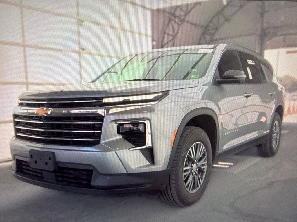 Used 2024 Gray Chevrolet LT image 2