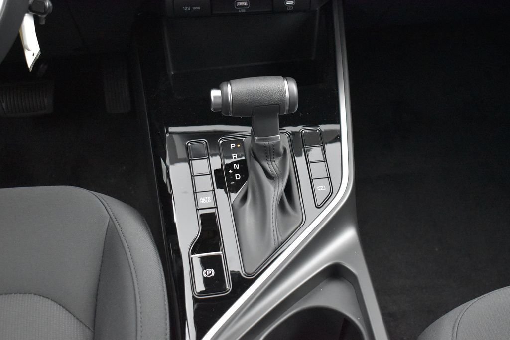 New 2026 Interstellar Gray Kia LX image 16