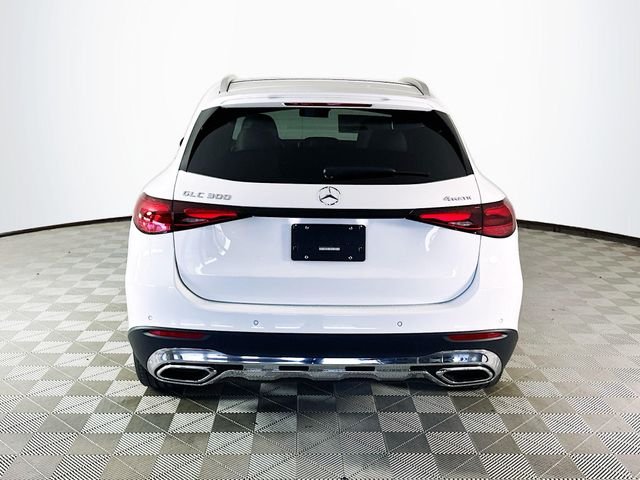 New 2026 Polar White Mercedes-Benz GLC 300 image 6