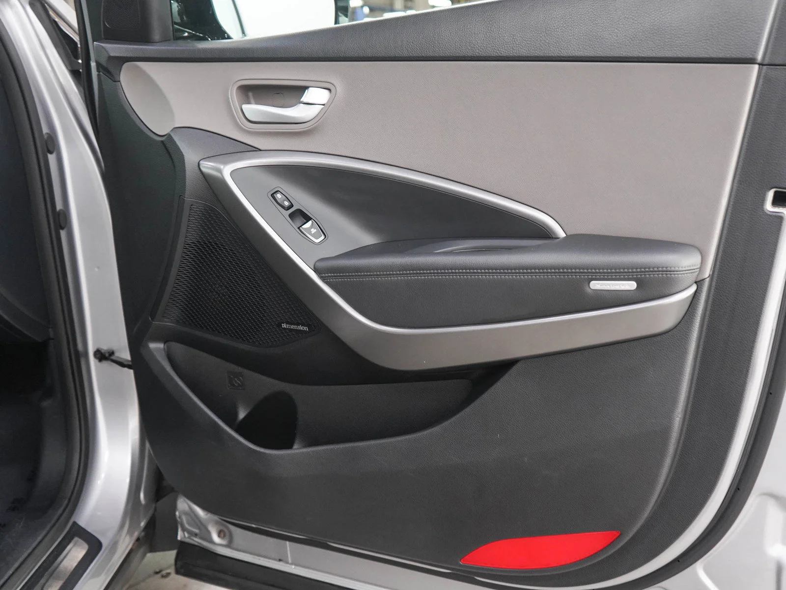 Used 2016 Iron Frost Hyundai SE image 11