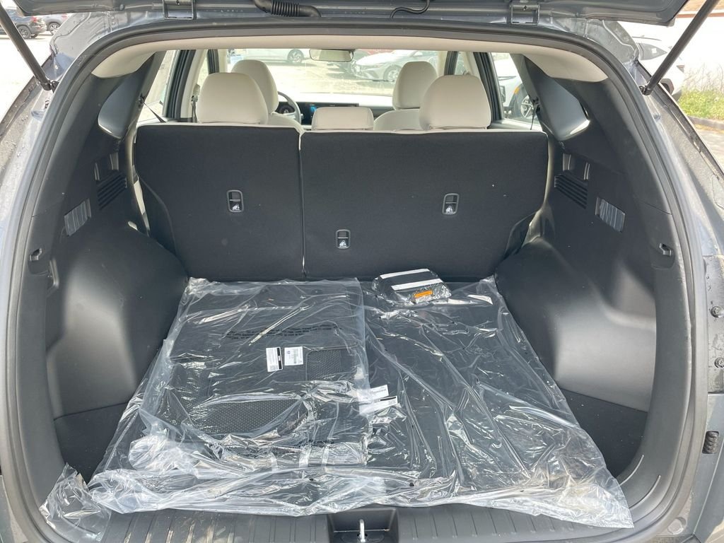 2025 Hyundai Tucson SE - Photo 48