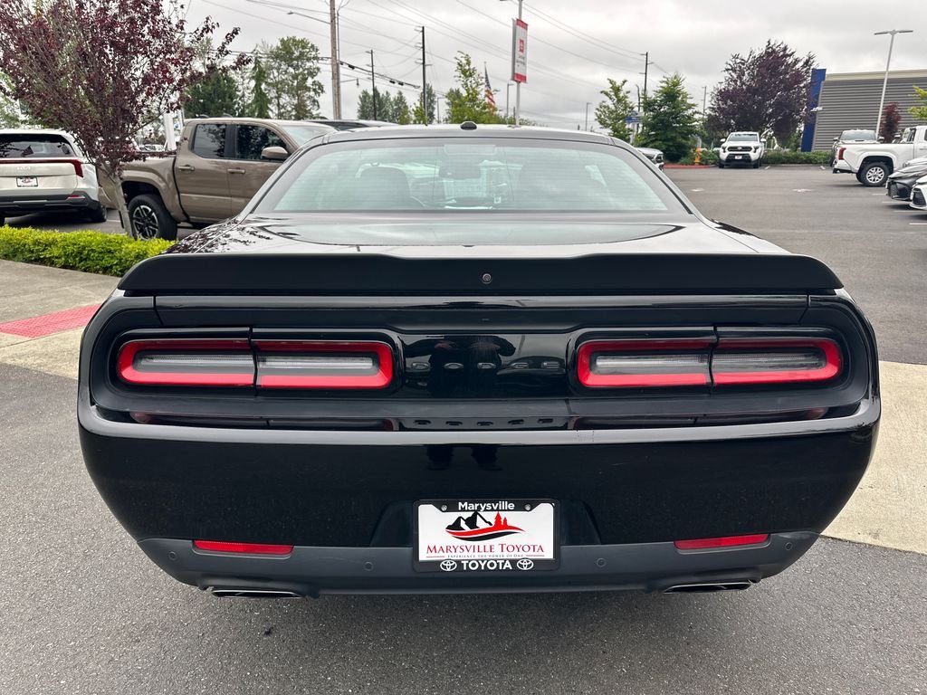 Used 2021 Pitch Black Clearcoat Dodge R/T image 4