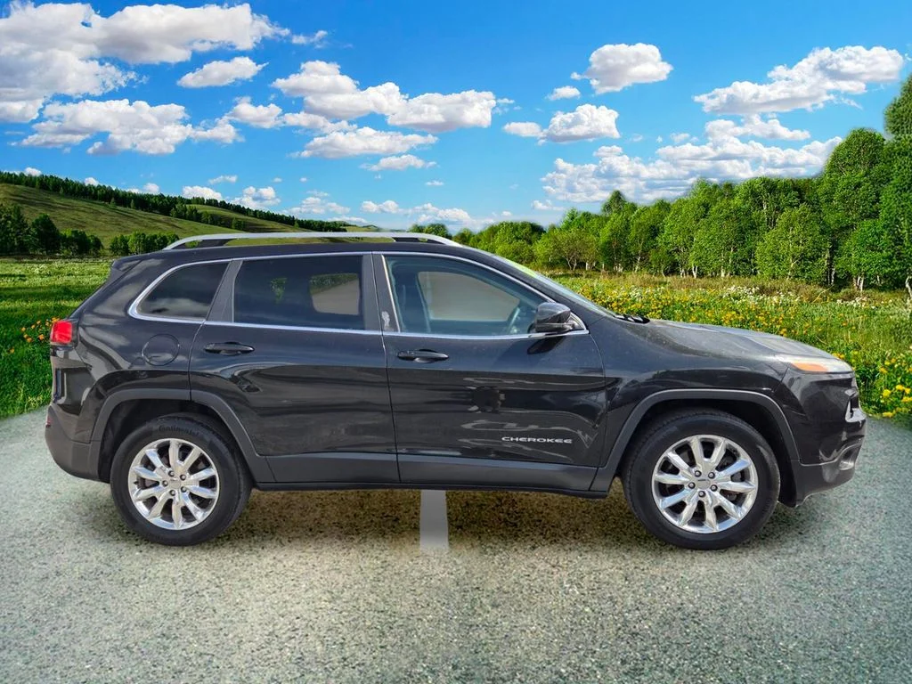 Used 2014 Black Jeep Limited image 7