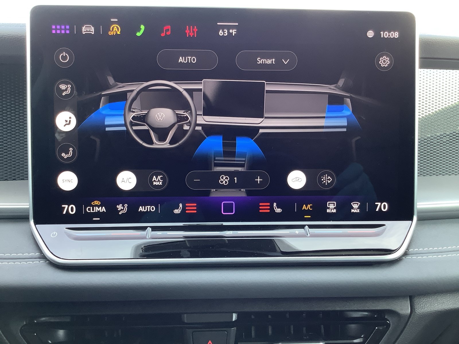 New 2026 Platinum Gray Metallic Volkswagen SE image 25