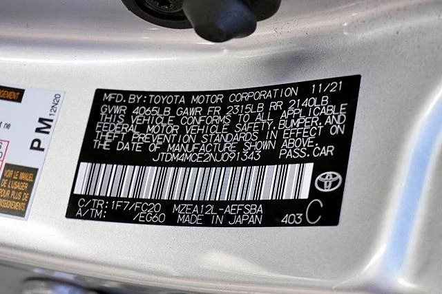 Used 2022 Silver Toyota SE image 33