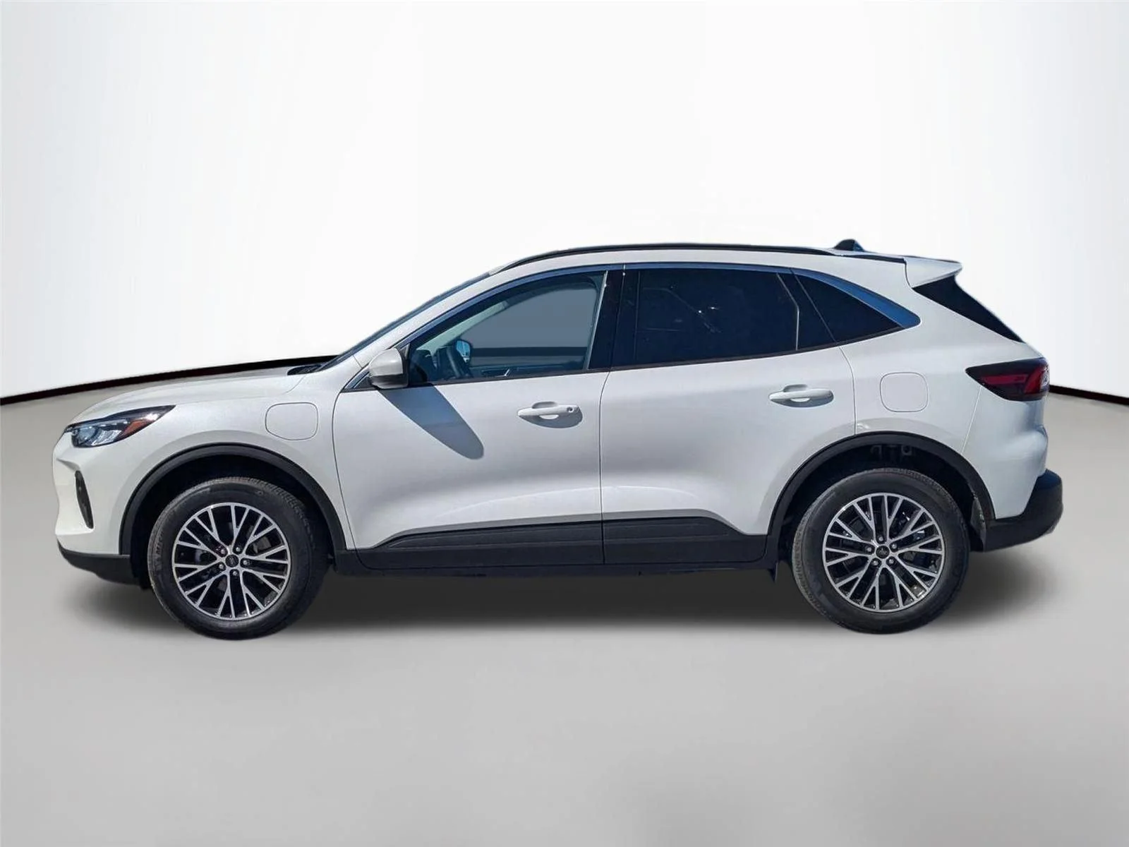 Used 2024 Star White Metallic Tri-Coat Ford PHEV image 16