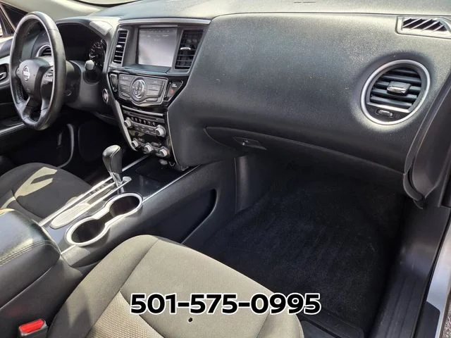 Used 2020 Silver Nissan SV image 16