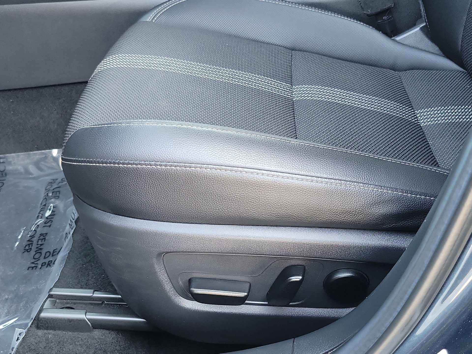 Certified Used 2025 Blue Mazda 2.5 S Preferred Package image 17