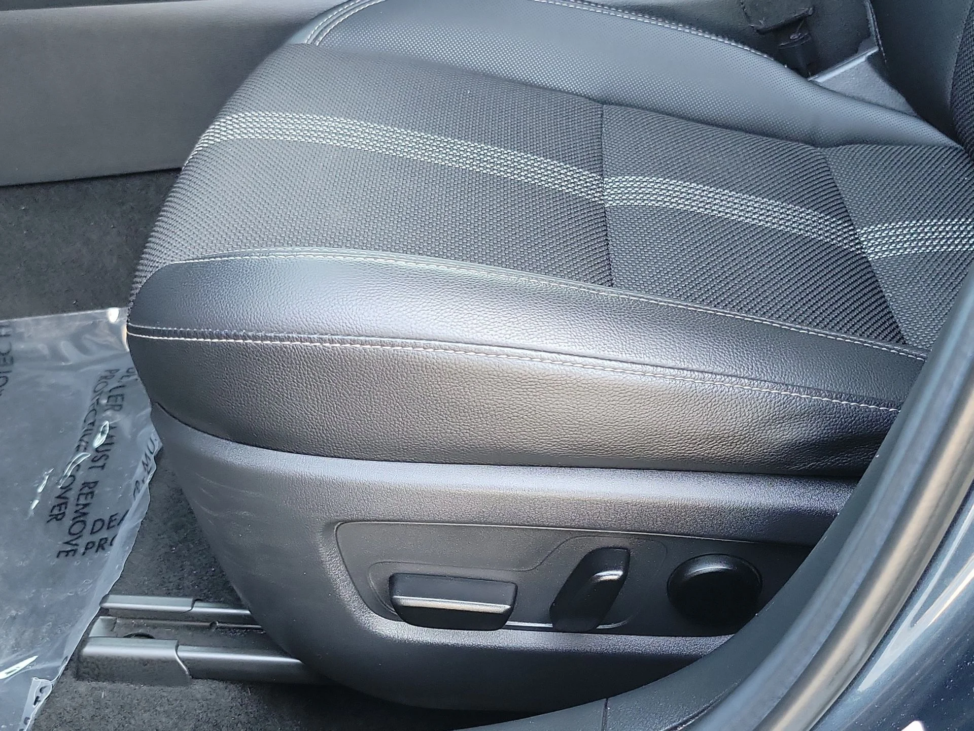 Used 2025 Blue Mazda 2.5 S Preferred Package image 17