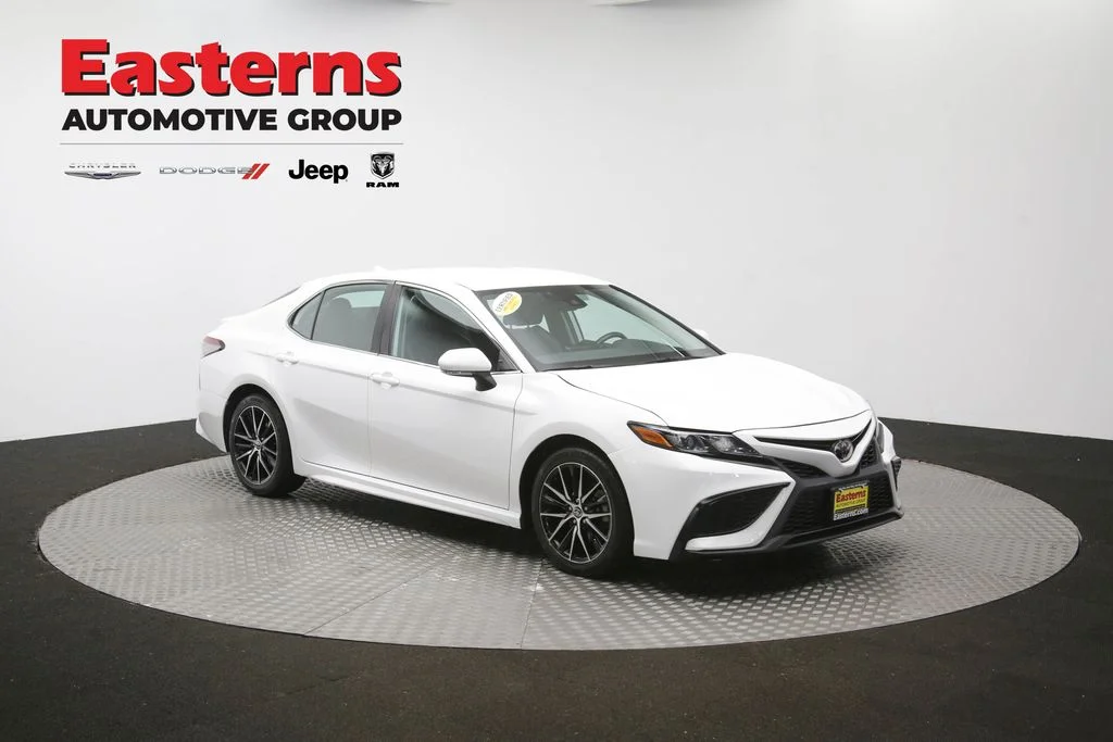 Used 2024 White Toyota SE image 48