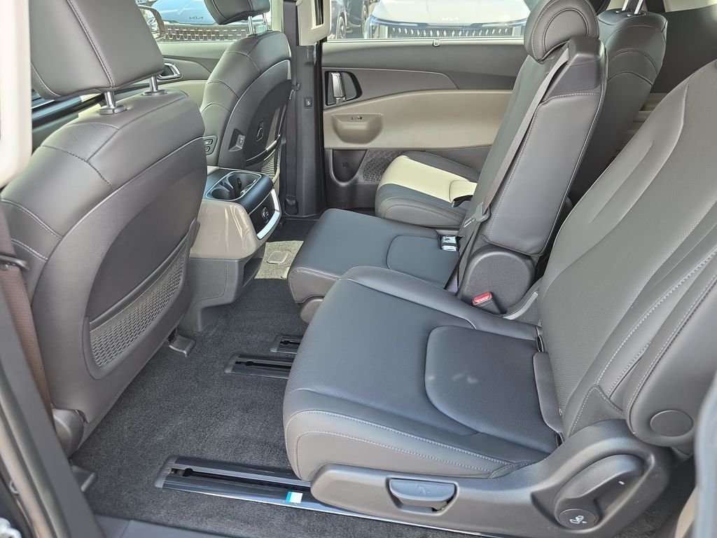 New 2026 Aurora Black Pearl Kia EX image 31