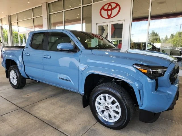 New 2026 Heritage Blue Toyota SR5 image 4